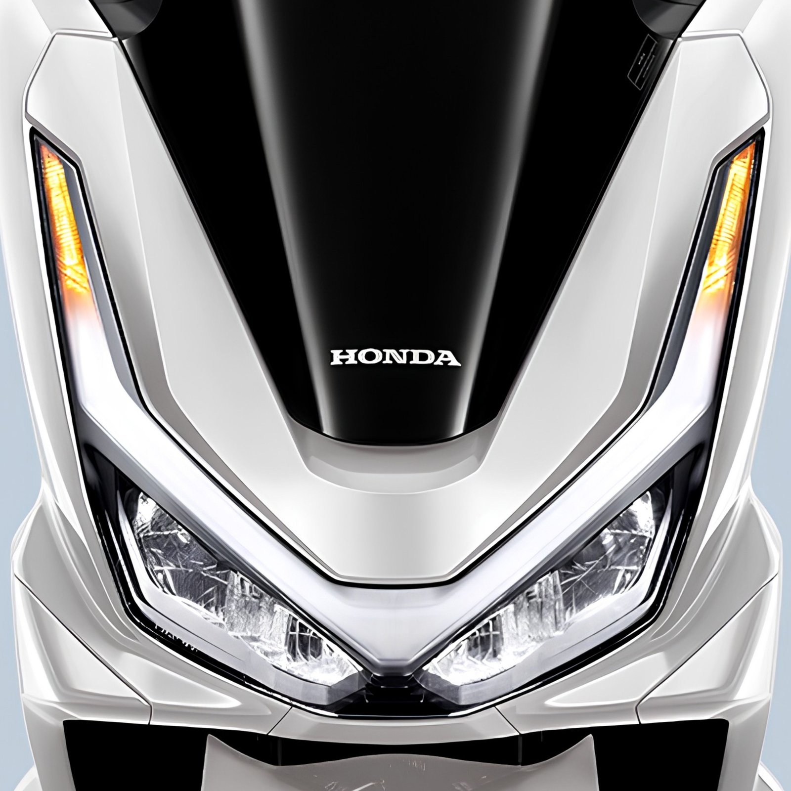 Honda PCX 160 2026 รุ่น Standard All LED Headlight “V” Shaped Light Signature