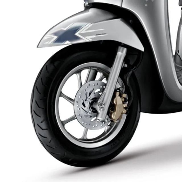 12 Cast Wheel Tubeless Tyre ของ Honda Scoopy i รุ่น Club12 ปี 2013