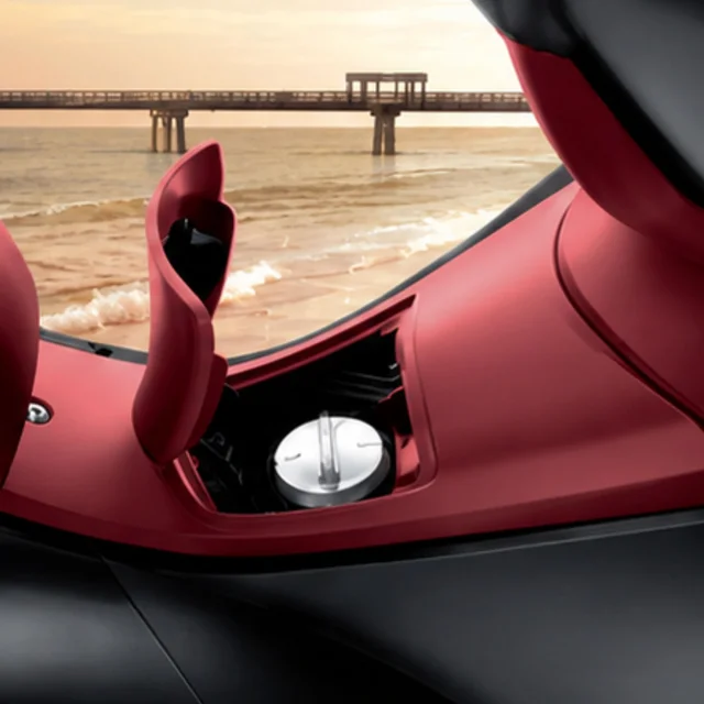 Honda PCX 150 ปี 2013 Fuel Tank Position