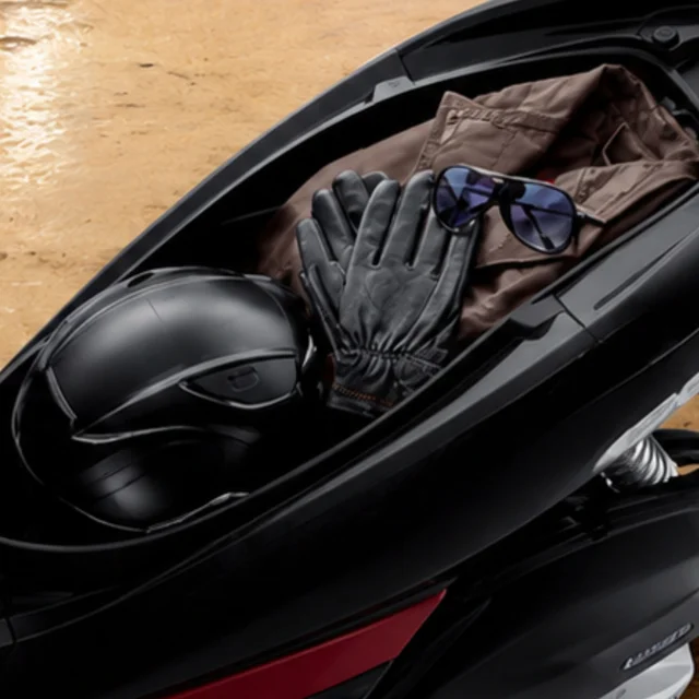 Honda PCX 150 ปี 2013 Luggage Box
