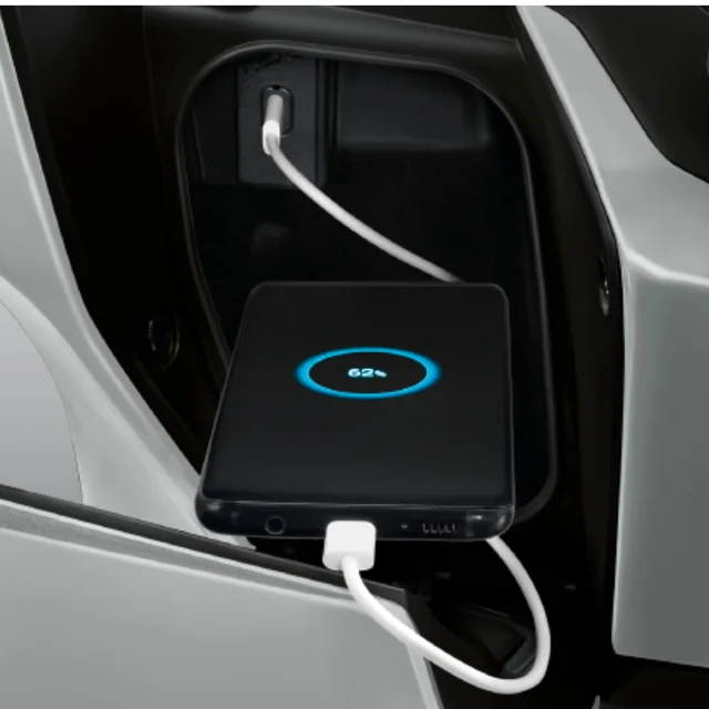 Honda PCX 160 รุ่น ABS 2023 Type-C USB Socket