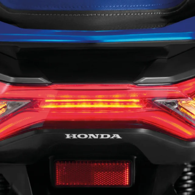 Honda PCX 160 รุ่น Midnight Race Edition 2023 Full LED Tail Light