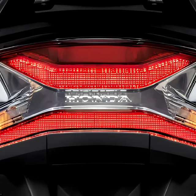 Honda PCX150 2019 ดีไซน์ Full LED Tail Light