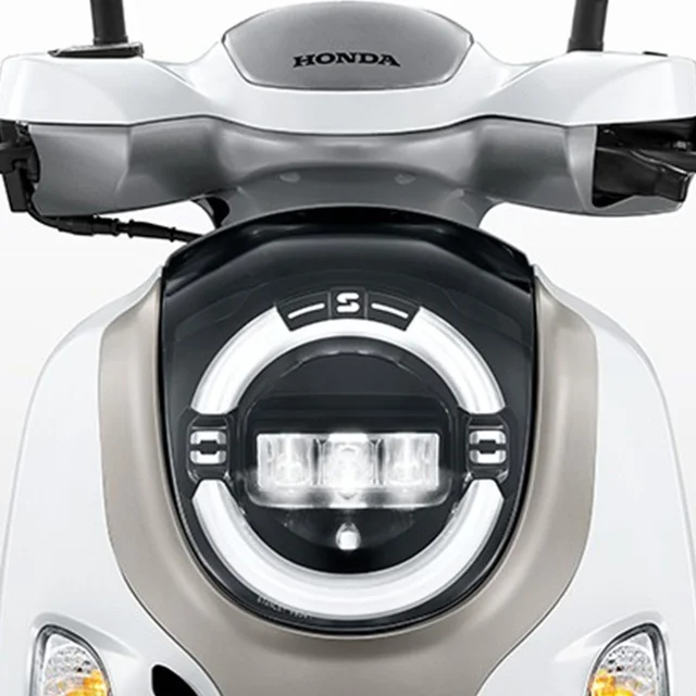 LED Crystal Block Headlight ของ Honda Scoopy รุ่น Club 12 ปี 2024