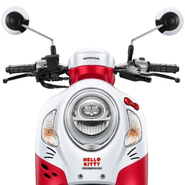 Modern Ring LED Headlight ของ Honda Scoopy รุ่น Limited Edition Hello Kitty ปี 2024