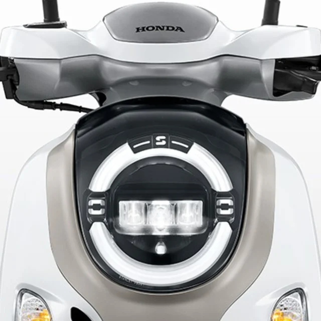 LED Crystal Block Headlight ของ Honda Scoopy รุ่น Urban ปี 2024