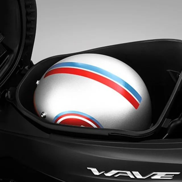 Honda-Wave-125i-2018-รุ่นสตาร์ทมือ-ล้อซี่ลวด-Helmet-in-U-Box