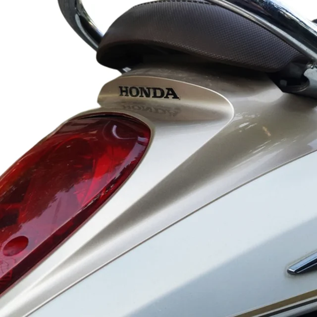 Senior-Tail-Light