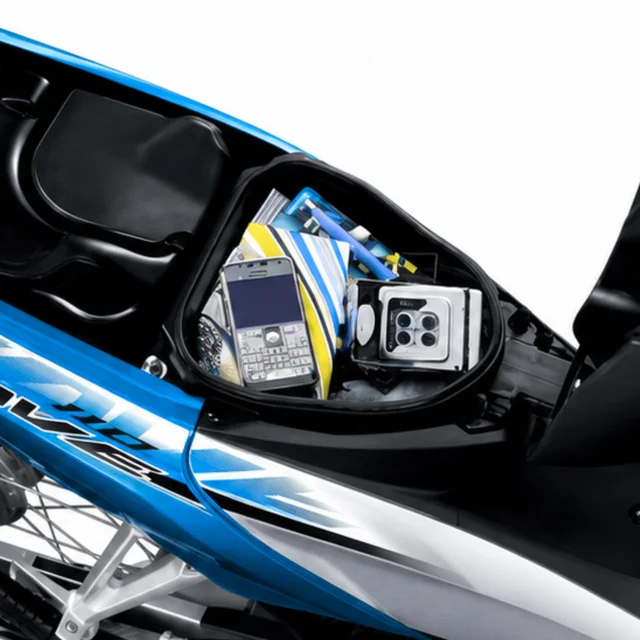 Under-Seat Storage ของ Honda Wave 110i รุ่นดรัมเบรกหน้า สตาร์ทเท้า ปี 2012